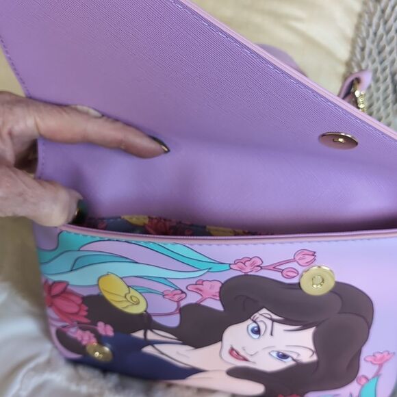 Loungefly Disney The Little Mermaid /Ursula and Vanessa Crossbody Bag NWT - Picture 9 of 16